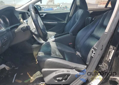 2012 Volvo S60 T5 из США, поврежденный, VIN YV1622FS3C2029584